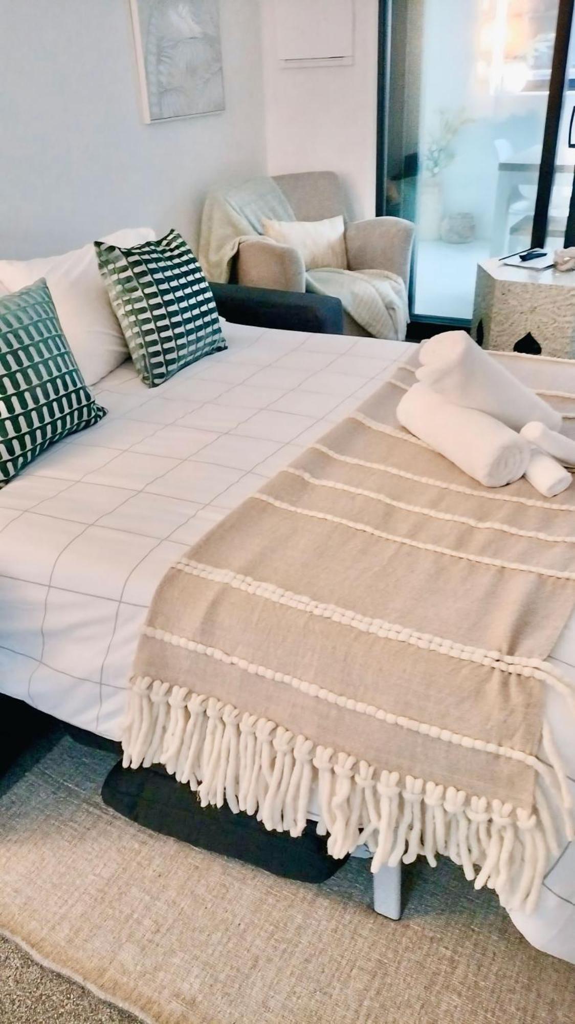 Style Meets Comfort 2 Bed Chch Cbd Apartamento